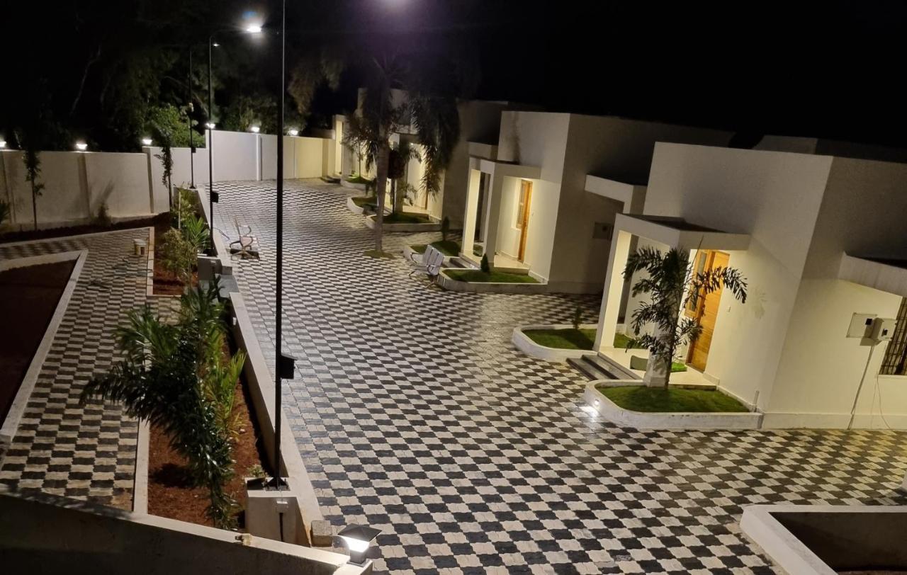 Westn Resorts Kuttalam  Luaran gambar