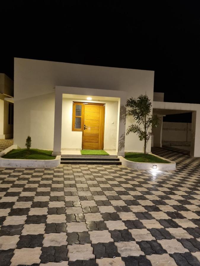 Westn Resorts Kuttalam  Luaran gambar