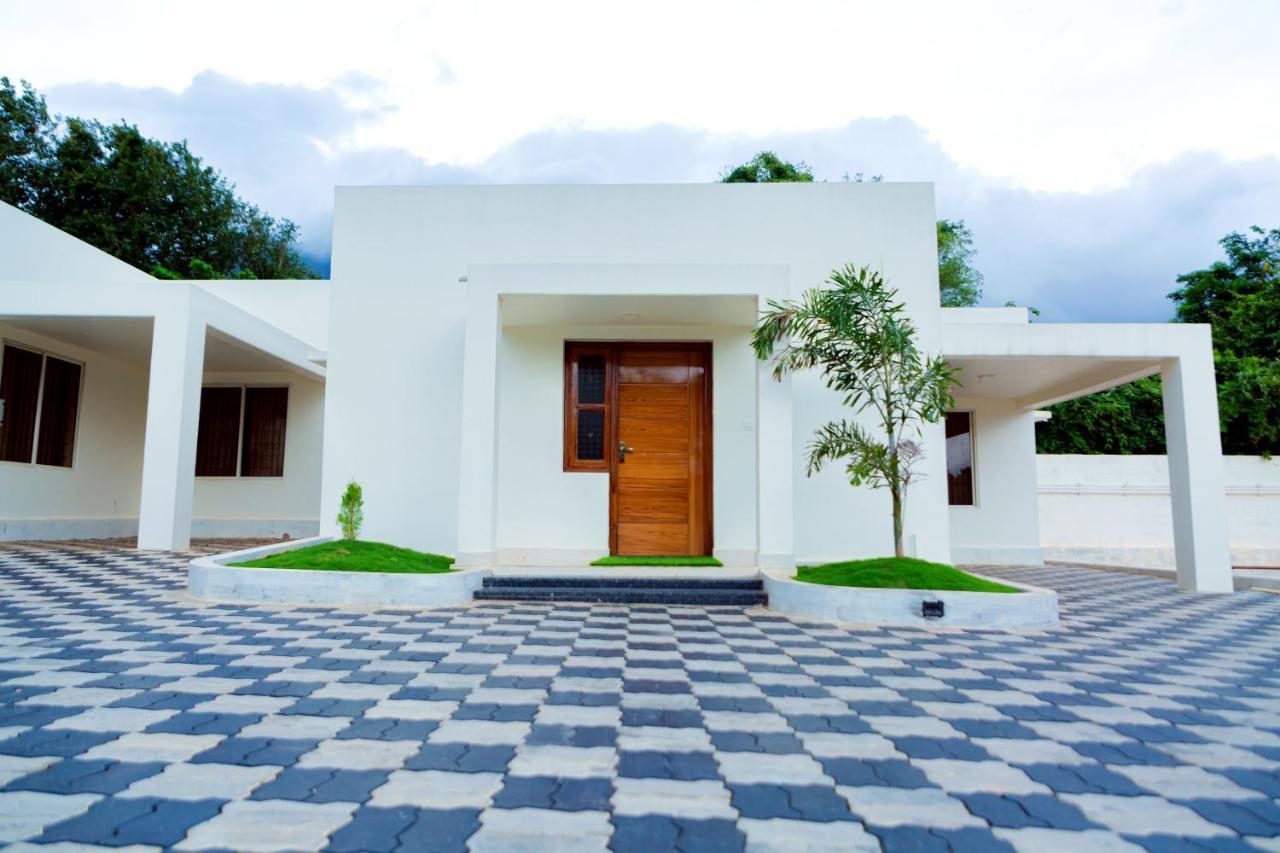 Westn Resorts Kuttalam  Luaran gambar